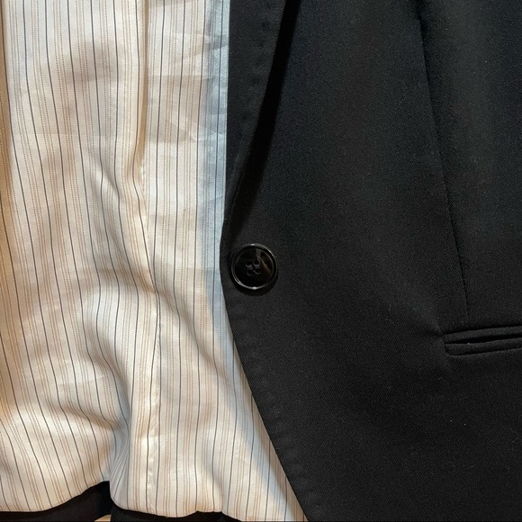 H&M blazer - Picture 2 of 2